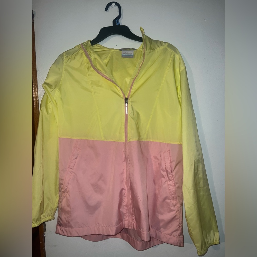 Columbia sportswear wind breaker